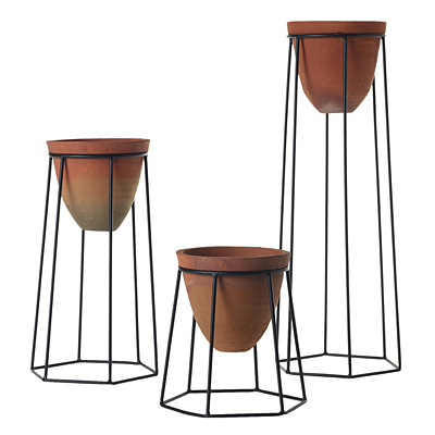 Cheyenne Plant Stand w/ TC pot