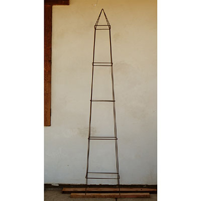 Obelisk - Rusty