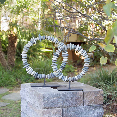Garden Stand - Stone Ring